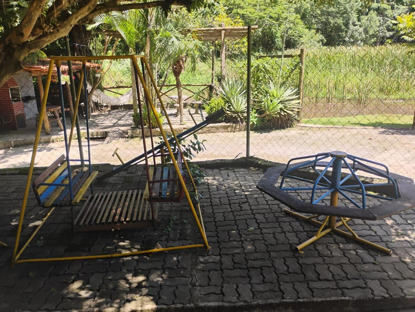 Encantos De Canedos * Piracaia