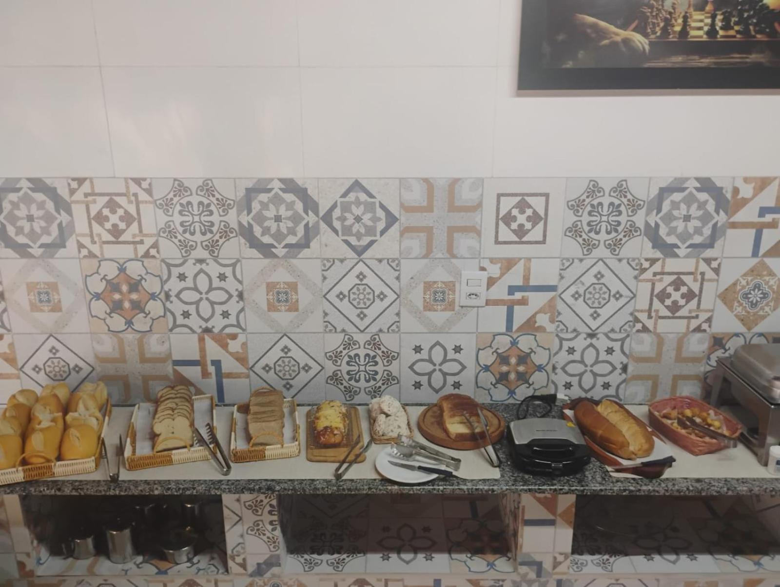 Encantos De Canedos